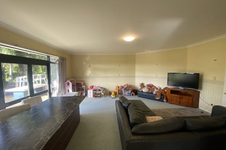 Photo of property in 98 Shakespeare Road, Waiuku, 2681