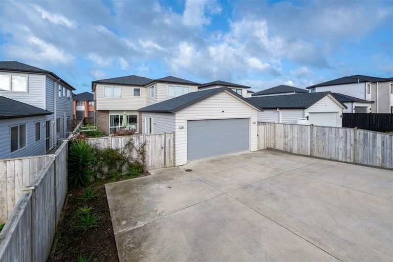 Photo of property in 19 Fong Road, Flat Bush, Auckland, 2019