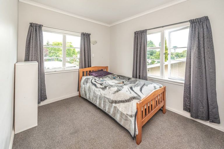 Photo of property in 16 Field Street, Aramoho, Whanganui, 4500