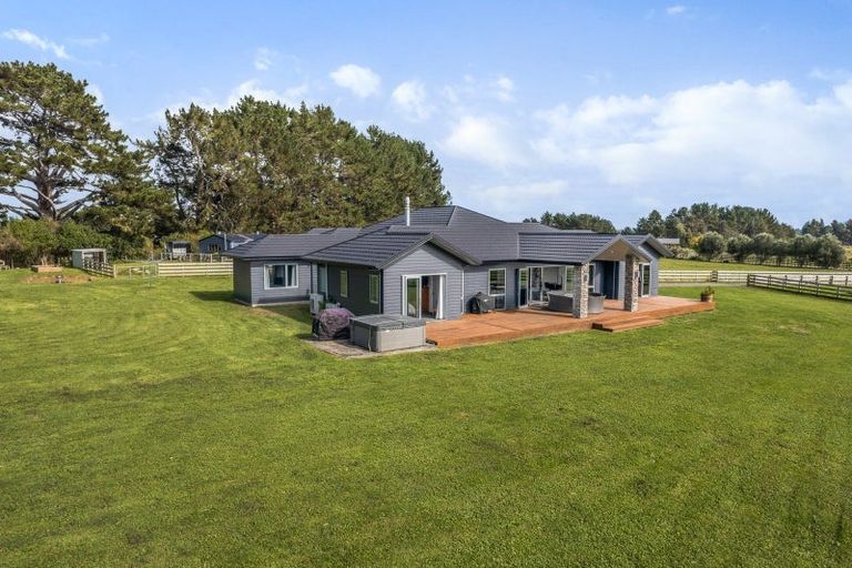 Photo of property in 57 Serenity Lane, Koputaroa, Levin, 5571