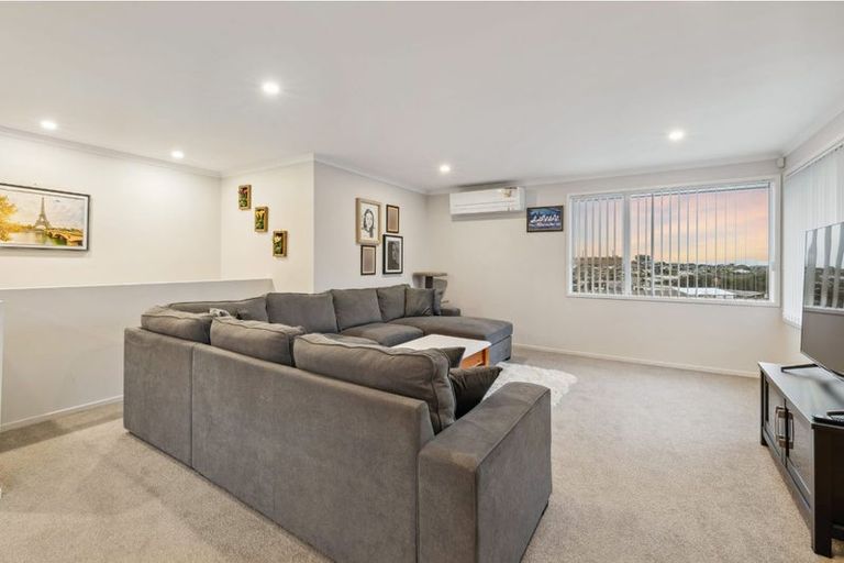 Photo of property in 110 Lisle Farm Drive, Pukekohe, 2120