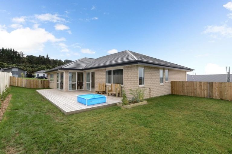 Photo of property in 35 Westmuir Crescent, Pokeno, 2402
