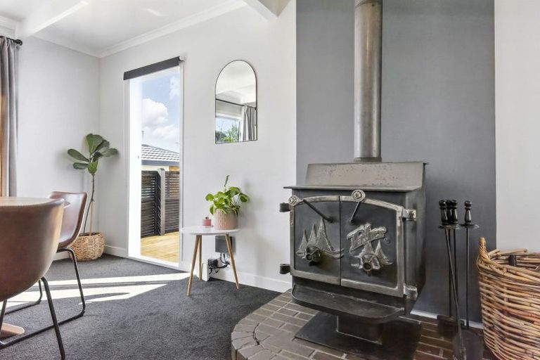 Photo of property in 13 Walton Road, Paraparaumu Beach, Paraparaumu, 5032