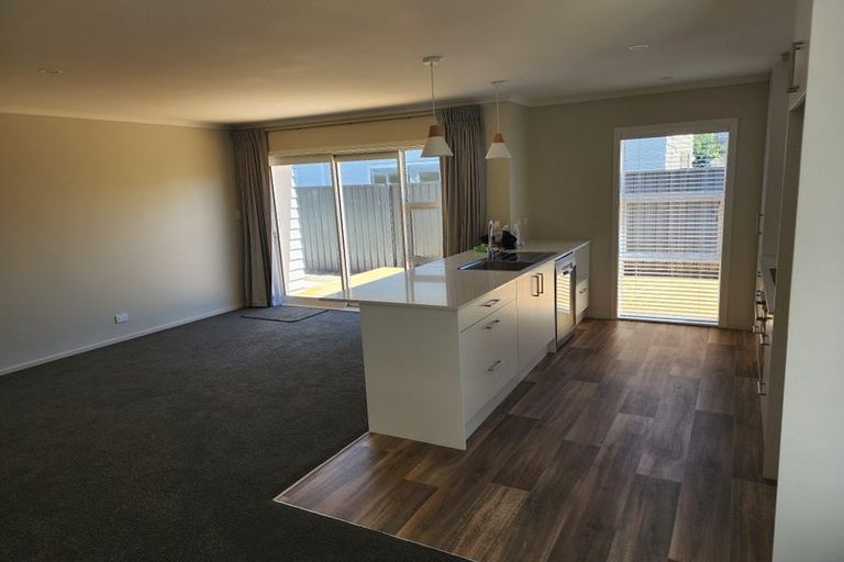 Photo of property in 14a Garrison Street, Carterton, 5713