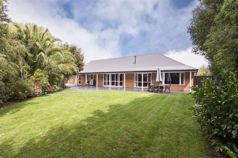 Photo of property in 19 Janal Place, Northwood, Christchurch, 8051