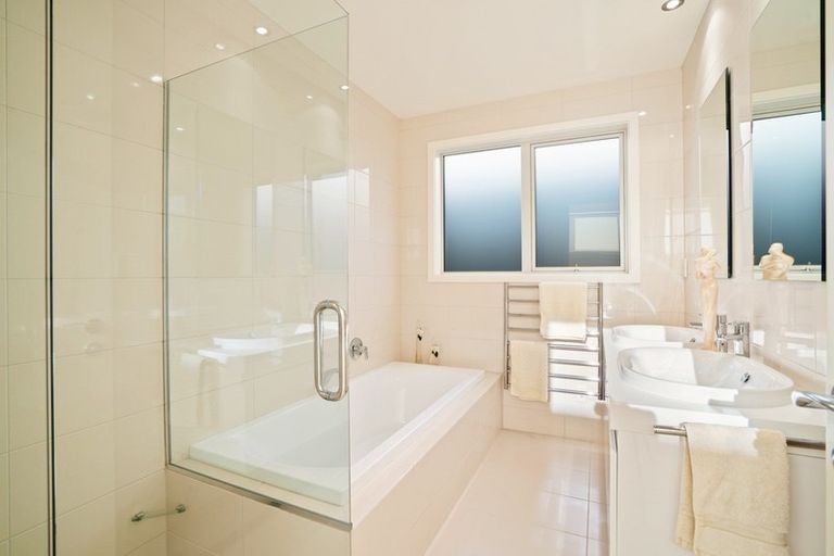 Photo of property in 22 Old Station Avenue, Wanaka, 9305