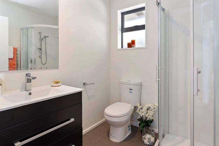 Photo of property in 40d Russley Road, Russley, Christchurch, 8042