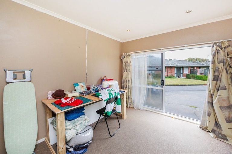 Photo of property in 31 Strachan Way, Highbury, Palmerston North, 4412