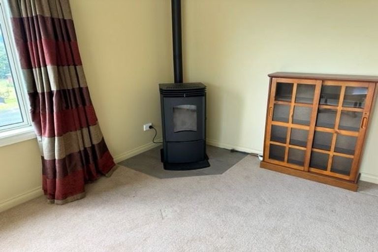 Photo of property in 25 Muriwai Drive, Manapouri, 9679