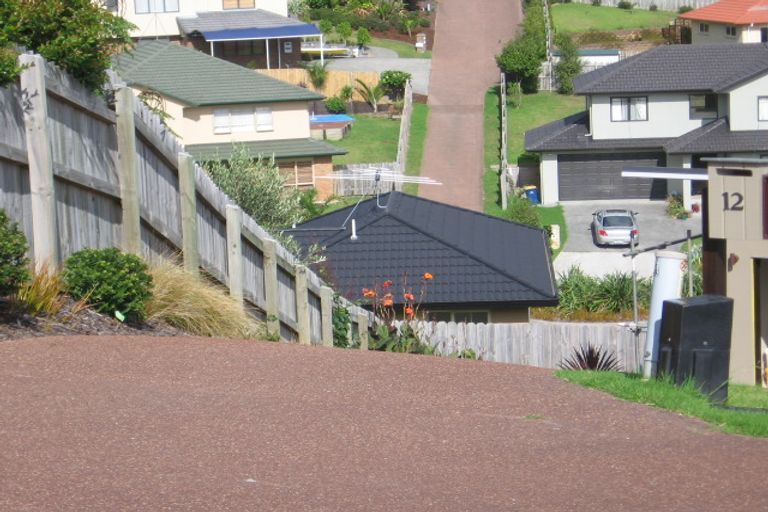 Photo of property in 12 Bushglen Court, Browns Bay, Auckland, 0630