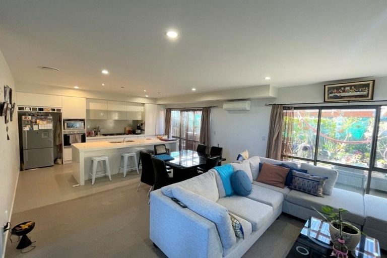 Photo of property in 4 Helianthus Avenue, Flat Bush, Auckland, 2019