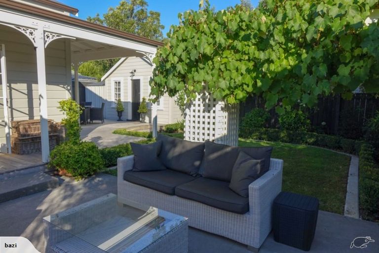 Photo of property in 10 Dixon Street, Carterton, 5713