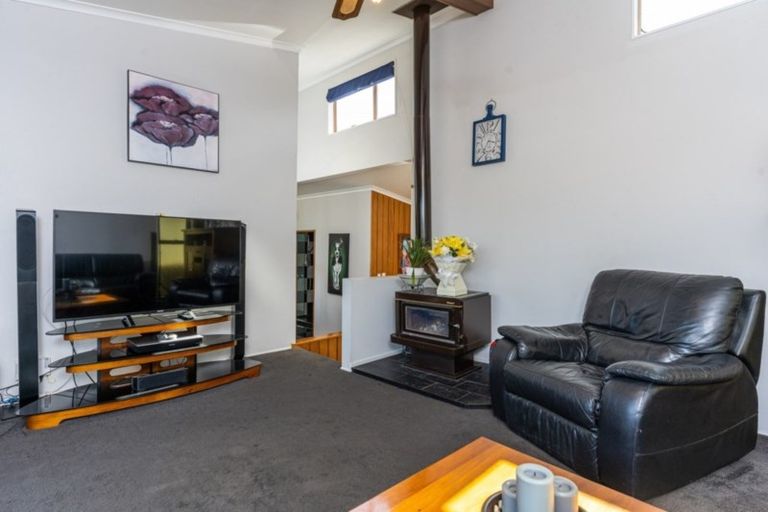 Photo of property in 3 Konini Street, Lansdowne, Masterton, 5810