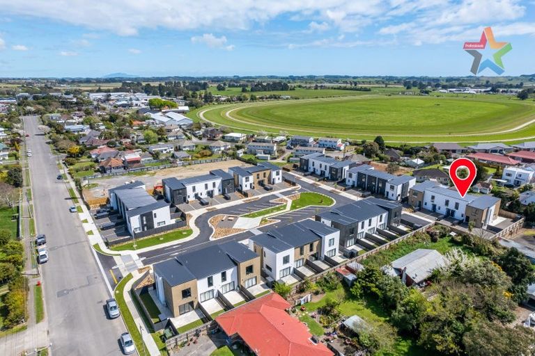 Photo of property in 45 Pipi Place, Levin, 5510