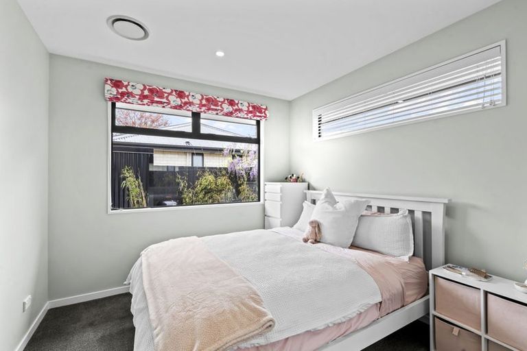 Photo of property in 46 Holiday Drive, Mairehau, Christchurch, 8052