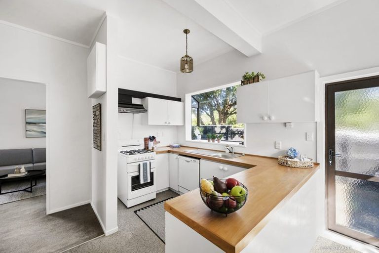 Photo of property in 7 View Road, Houghton Bay, Wellington, 6023