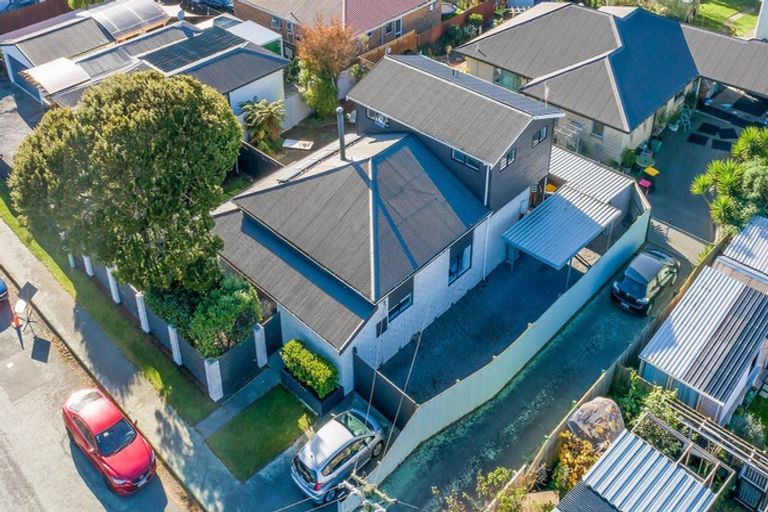 Photo of property in 8 Brixton Street, Islington, Christchurch, 8042