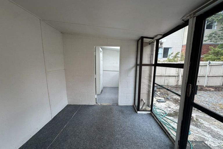 Photo of property in 5 Howe Street, North Dunedin, Dunedin, 9016
