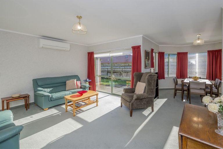 Photo of property in 41 Weraroa Road, Levin, 5510