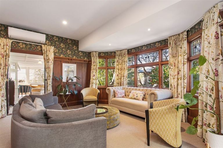 Photo of property in 2 Gwynfa Avenue, Cashmere, Christchurch, 8022