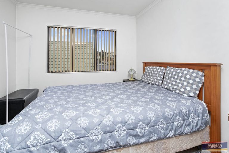 Photo of property in 83 Kamara Road, Glen Eden, Auckland, 0602