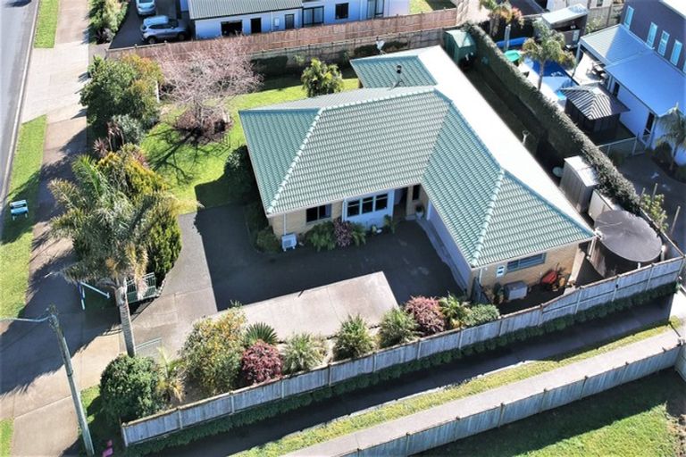 Photo of property in 65 Tapu Road, Huapai, Kumeu, 0810