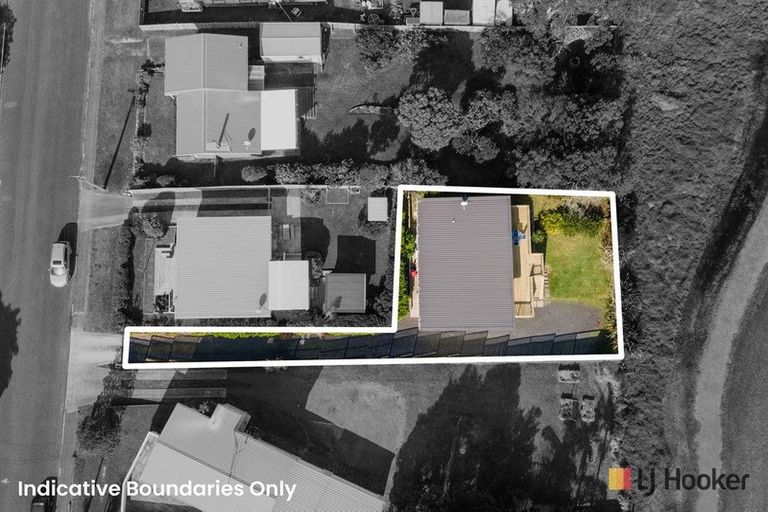 Photo of property in 32a Hillview Road, Waihi Beach, 3611