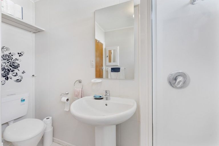 Photo of property in 13b Mangaroa Hill Road, Maoribank, Upper Hutt, 5018