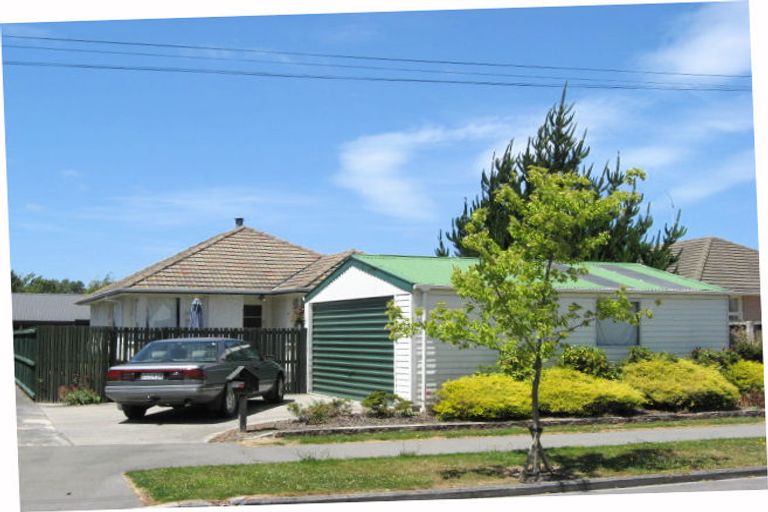 Photo of property in 1/6 Oakhurst Place, Russley, Christchurch, 8042
