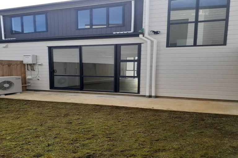 Photo of property in 16 Karoro Road, Flat Bush, Auckland, 2019