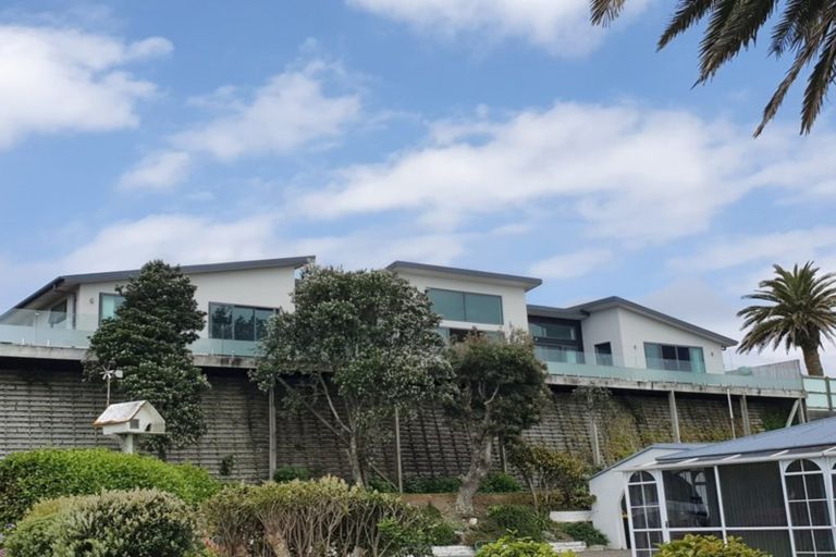 Photo of property in 9 Warburton Street, Karoro, Greymouth, 7805