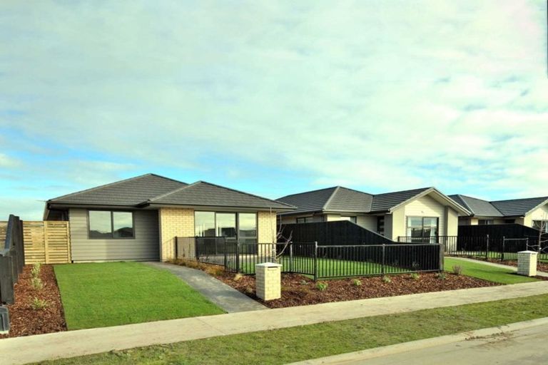 Photo of property in 18 Wallingford Crescent, Rolleston, 7615