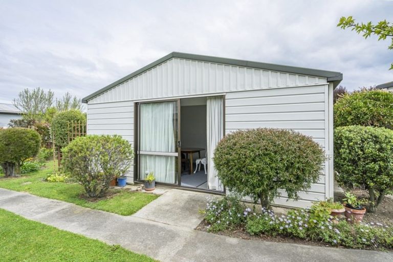 Photo of property in 22 Osborne Road, Amberley, 7410