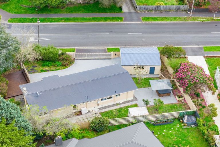 Photo of property in 2 Carrington Avenue, Hillcrest, Hamilton, 3216