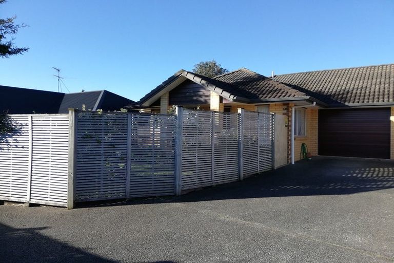 Photo of property in 33 Thomas Moore Place, Pukekohe, 2120