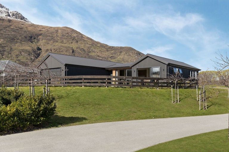 Photo of property in 109 Stalker Road, Lower Shotover, Queenstown, 9304