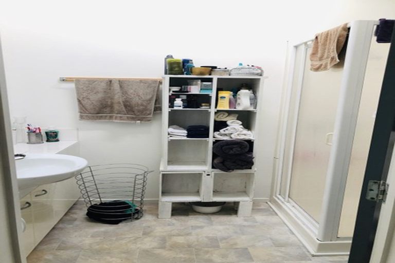 Photo of property in 8 Hailes Road, Whenuapai, Auckland, 0814