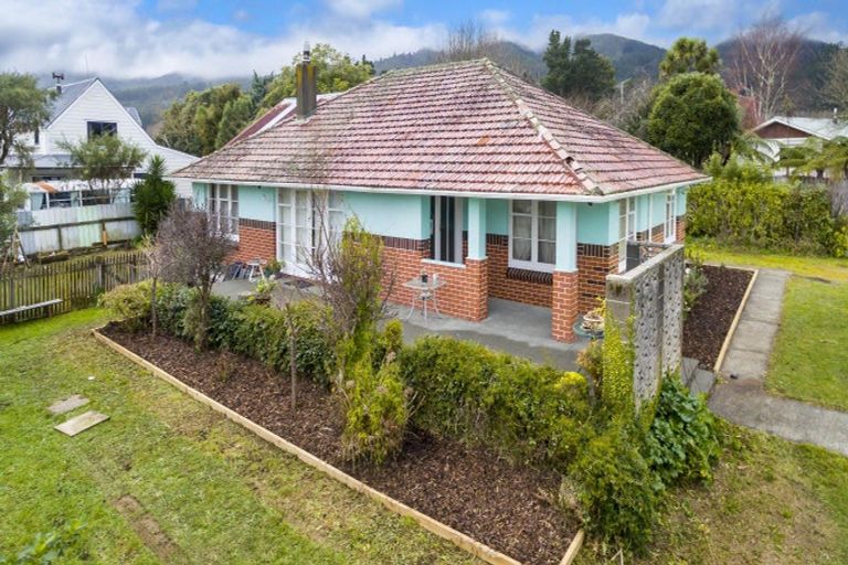 Photo of property in 41 Maclaren Street, Maymorn, Upper Hutt, 5018