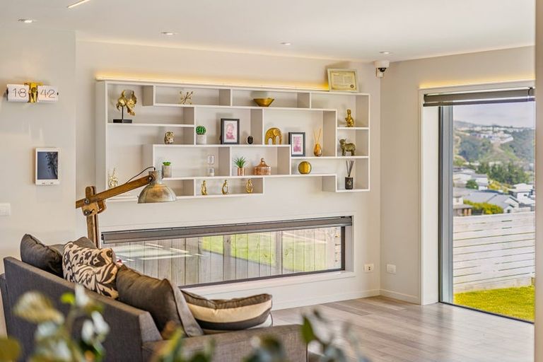 Photo of property in 91 Endeavour Drive, Whitby, Porirua, 5024