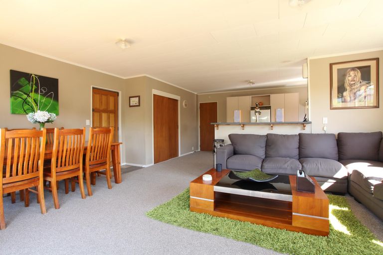 Photo of property in 27 Ronald Court, Pukete, Hamilton, 3200