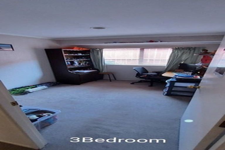 Photo of property in 10/4074 Great North Road, Glen Eden, Auckland, 0602