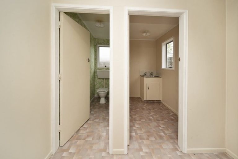 Photo of property in 78 Disraeli Street, Hawera, 4610