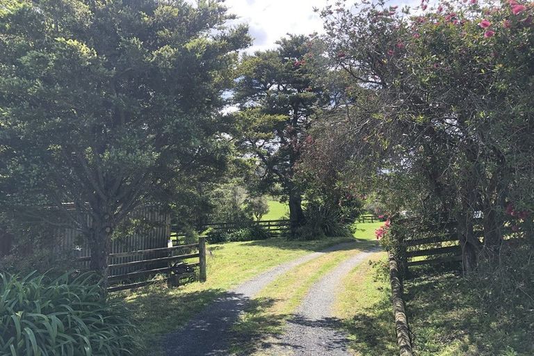 Photo of property in 680 State Highway 1, Otaika, Whangarei, 0178