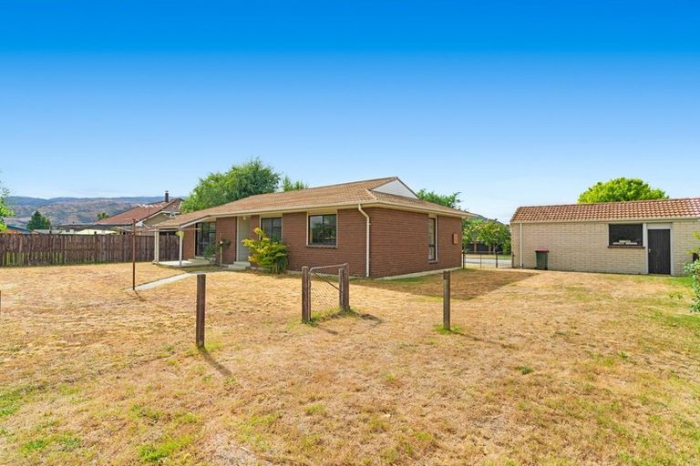 Photo of property in 156 Waenga Drive, Cromwell, 9310
