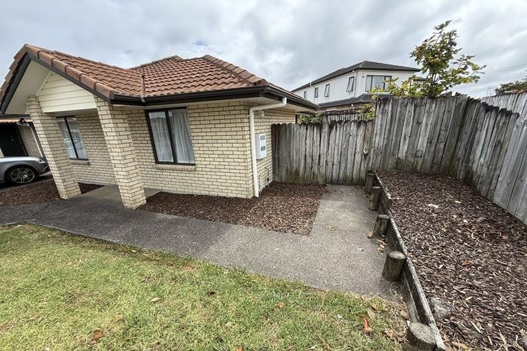 Photo of property in 14 Innisowen Place, Flat Bush, Auckland, 2019