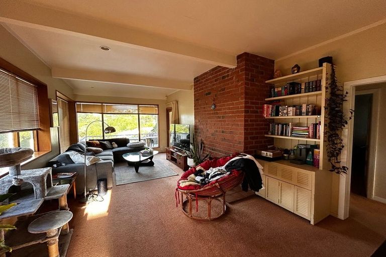 Photo of property in 96 Onslow Road, Khandallah, Wellington, 6035