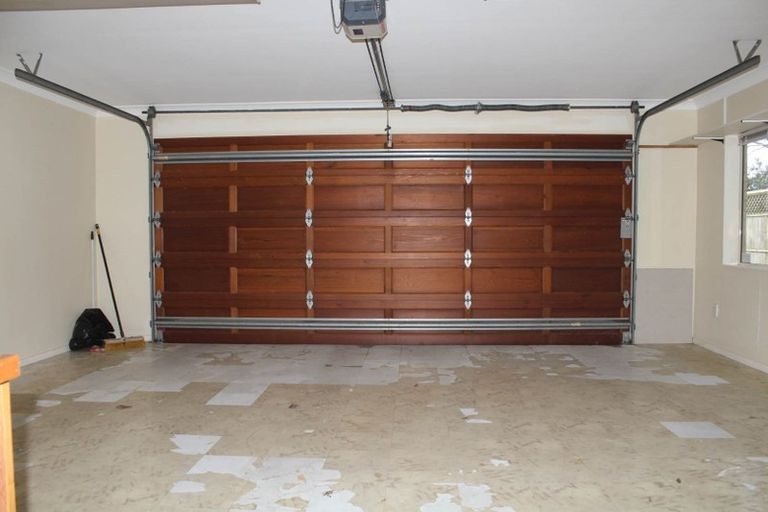 Photo of property in 160a Hill Road, Manurewa, Auckland, 2105