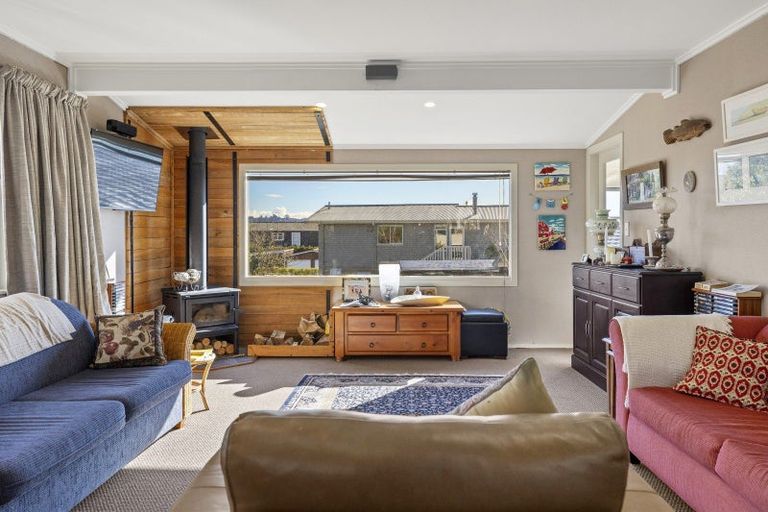 Photo of property in 15 Charles Crescent, Rainbow Point, Taupo, 3330