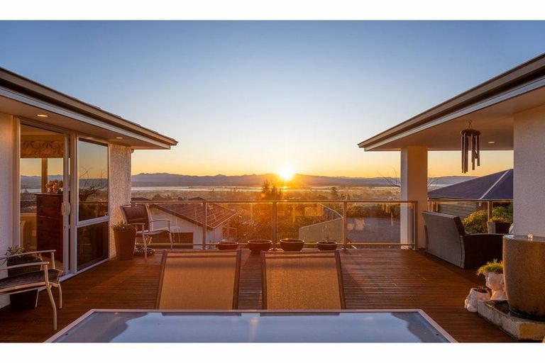 Photo of property in 9 Berkshire Place, Stoke, Nelson, 7011