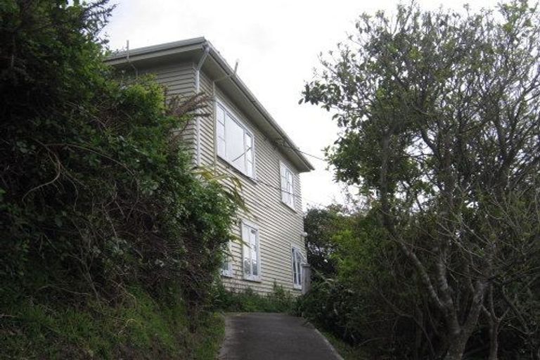 Photo of property in 93 Balfour Street, Mornington, Wellington, 6021